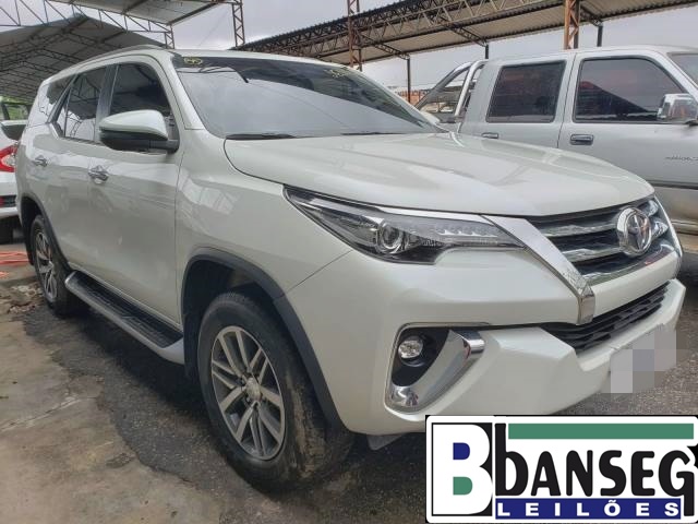 ​TOYOTA SRX 2.8 D-4D TURBO ANO 2019