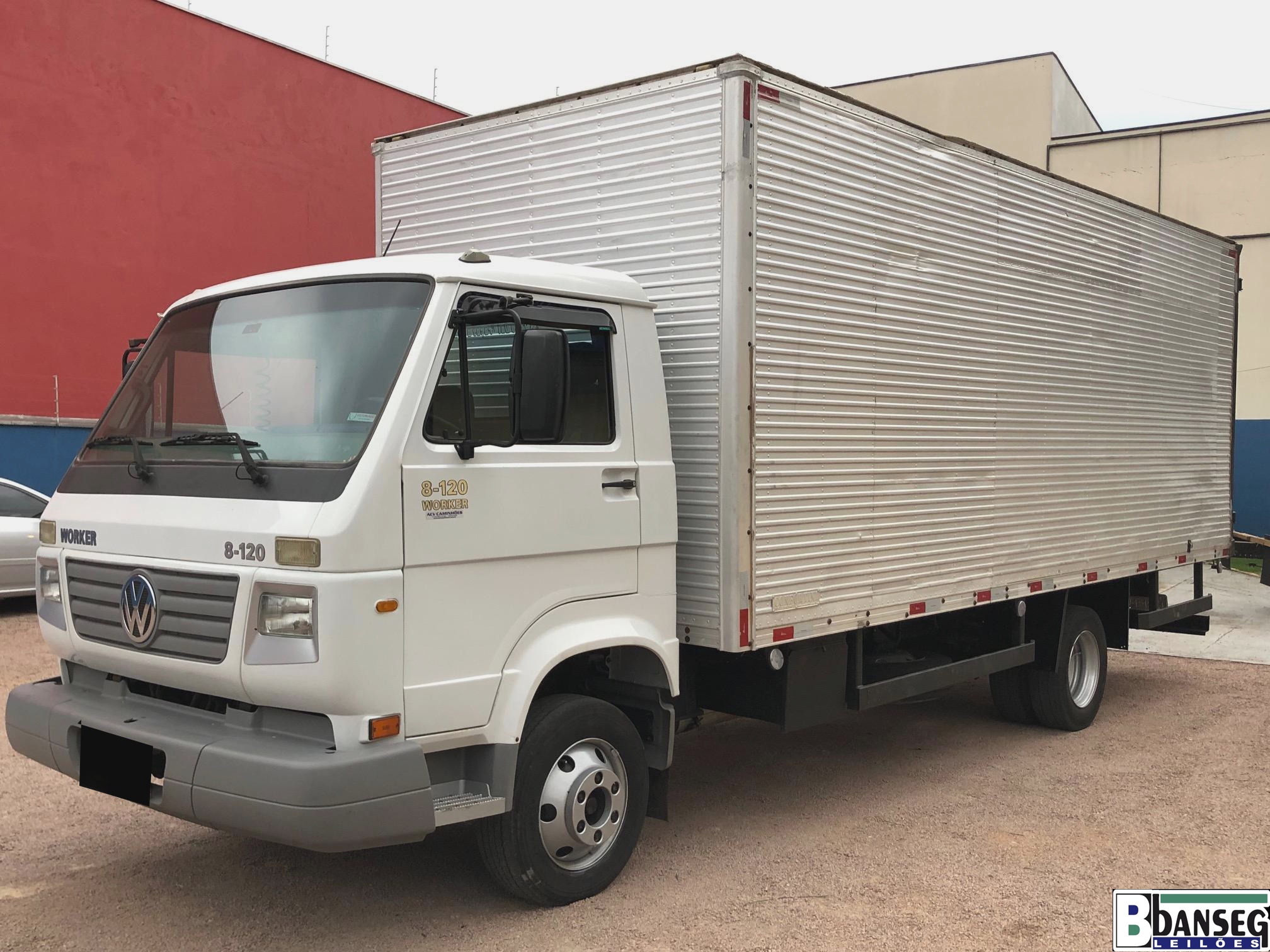 ​VW 8120 Worker 2009 Baú 6,30 Mts